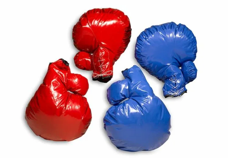 Set of box gloves