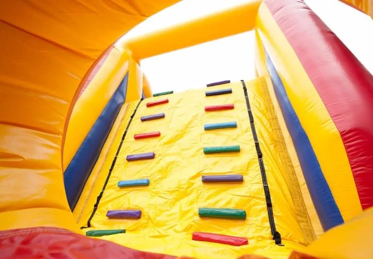 Sliding/climbing mat obstacle course 13,5 m