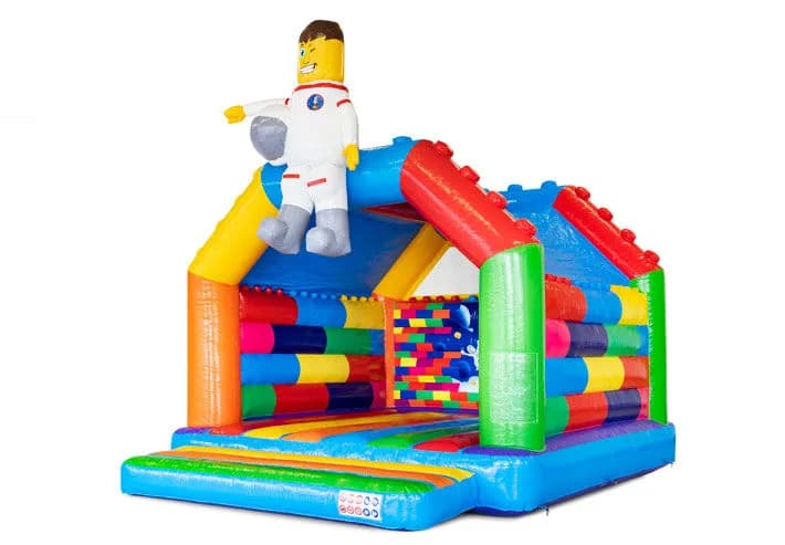 Superblocks Super Bouncy Castle